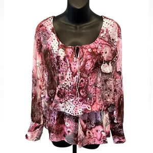 NWT Women’s Medium Vertigo Pink & White Blouse Beaded‎